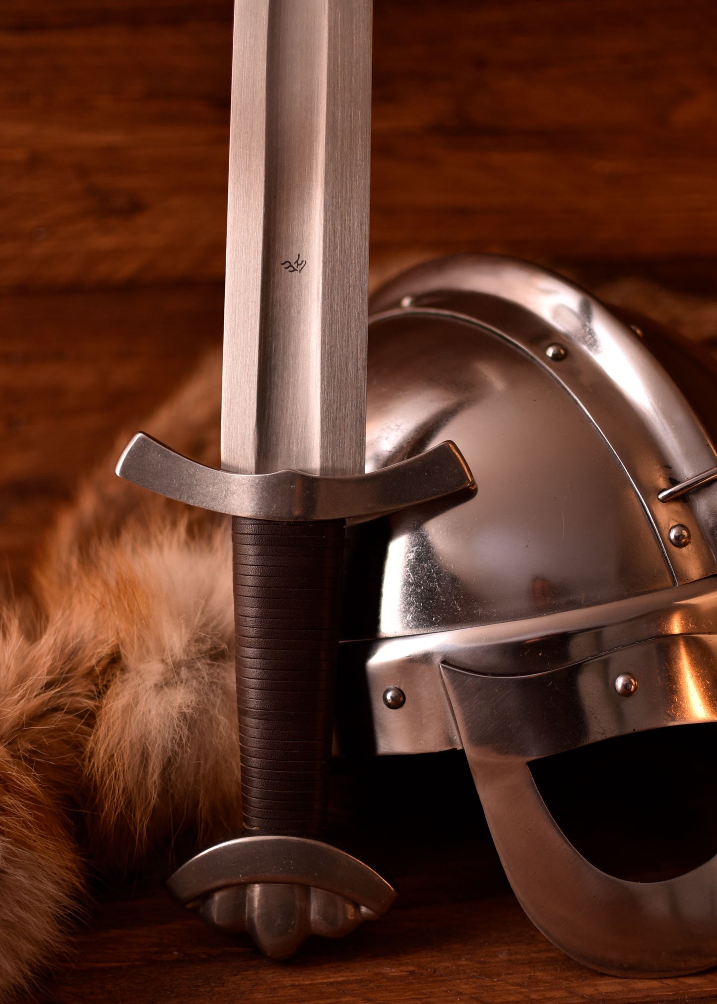Irisches Wikingerschwert von Hanwei – Historisches Wikinger Schwert mit Scheide