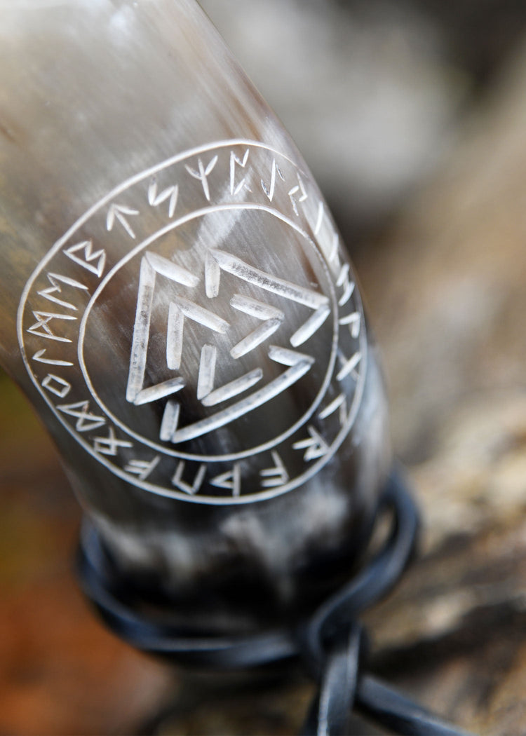 Trinkhörner im Wikingerstil – echtes Horn für Met, Bier & Mittelalter-Atmosphäre