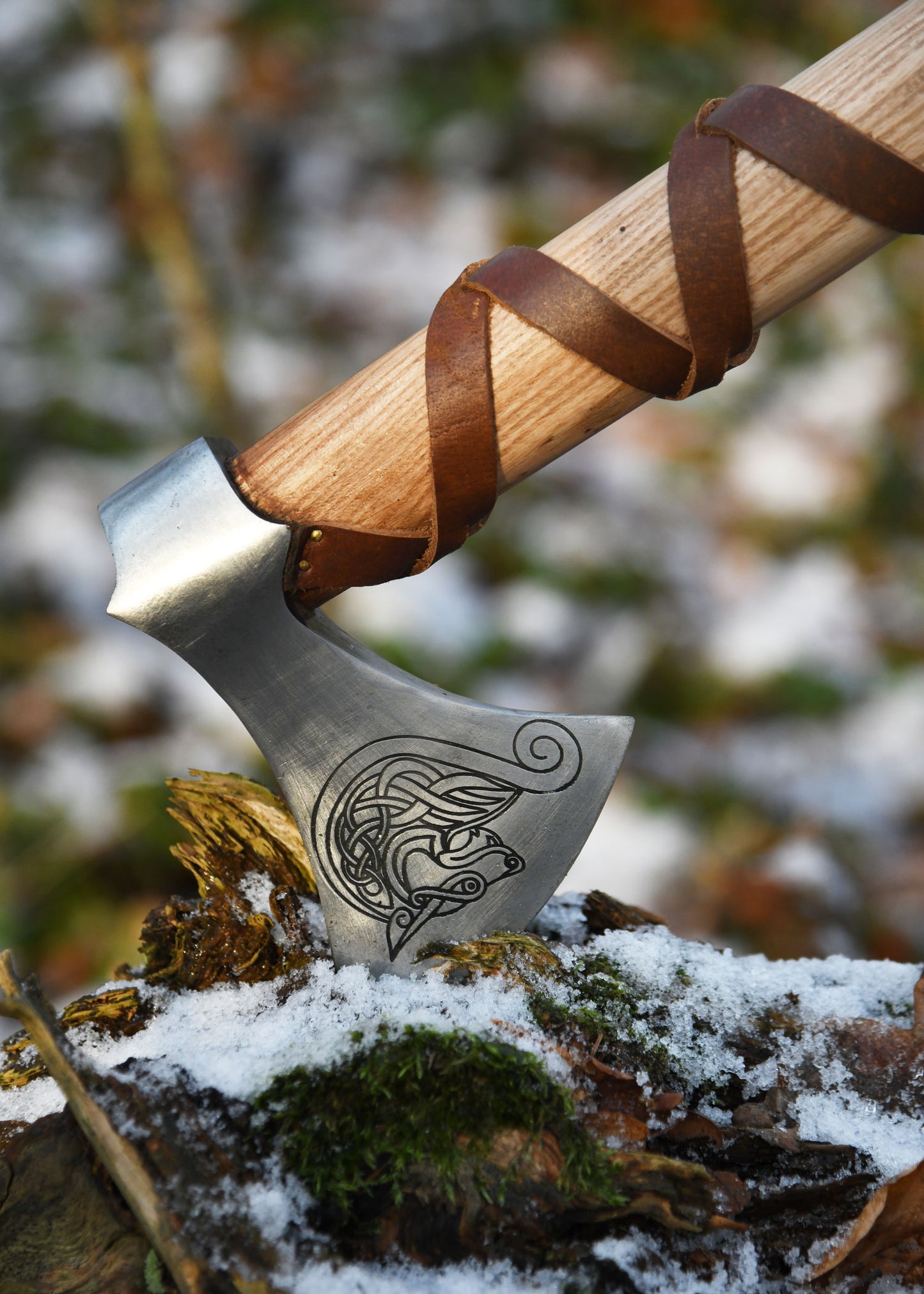 Wikinger Axt Typ G – Petersen Wikinger-Axt mit Gravur & Lederwicklung
