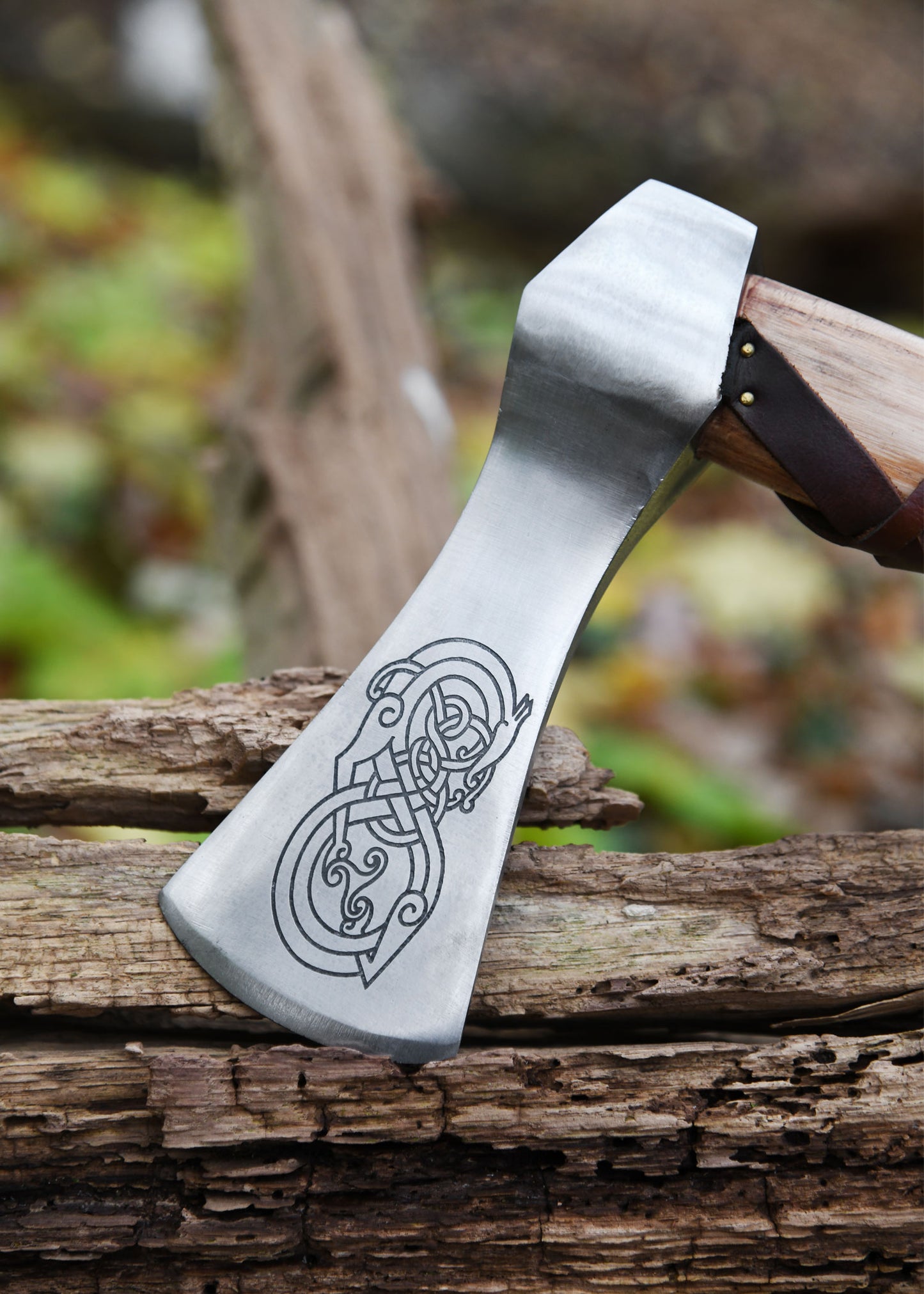 Wikinger Axt Typ A – Petersen Wikinger-Axt mit Gravur & Lederwicklung