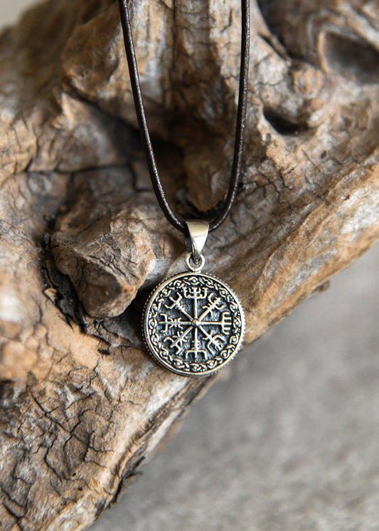 Vegvísir Anhänger Silber – Wikinger Kompass Kettenanhänger aus 925 Sterling Silber
