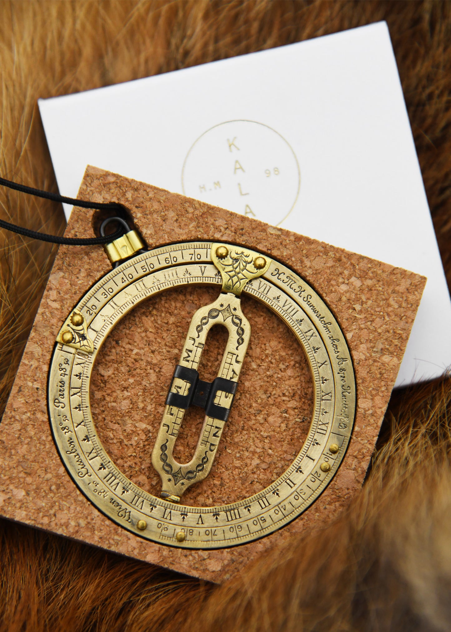 Tragbare Ringsonnenuhr aus Messing – Historischer Sonnenkompass & Taschen-Sonnenuhr