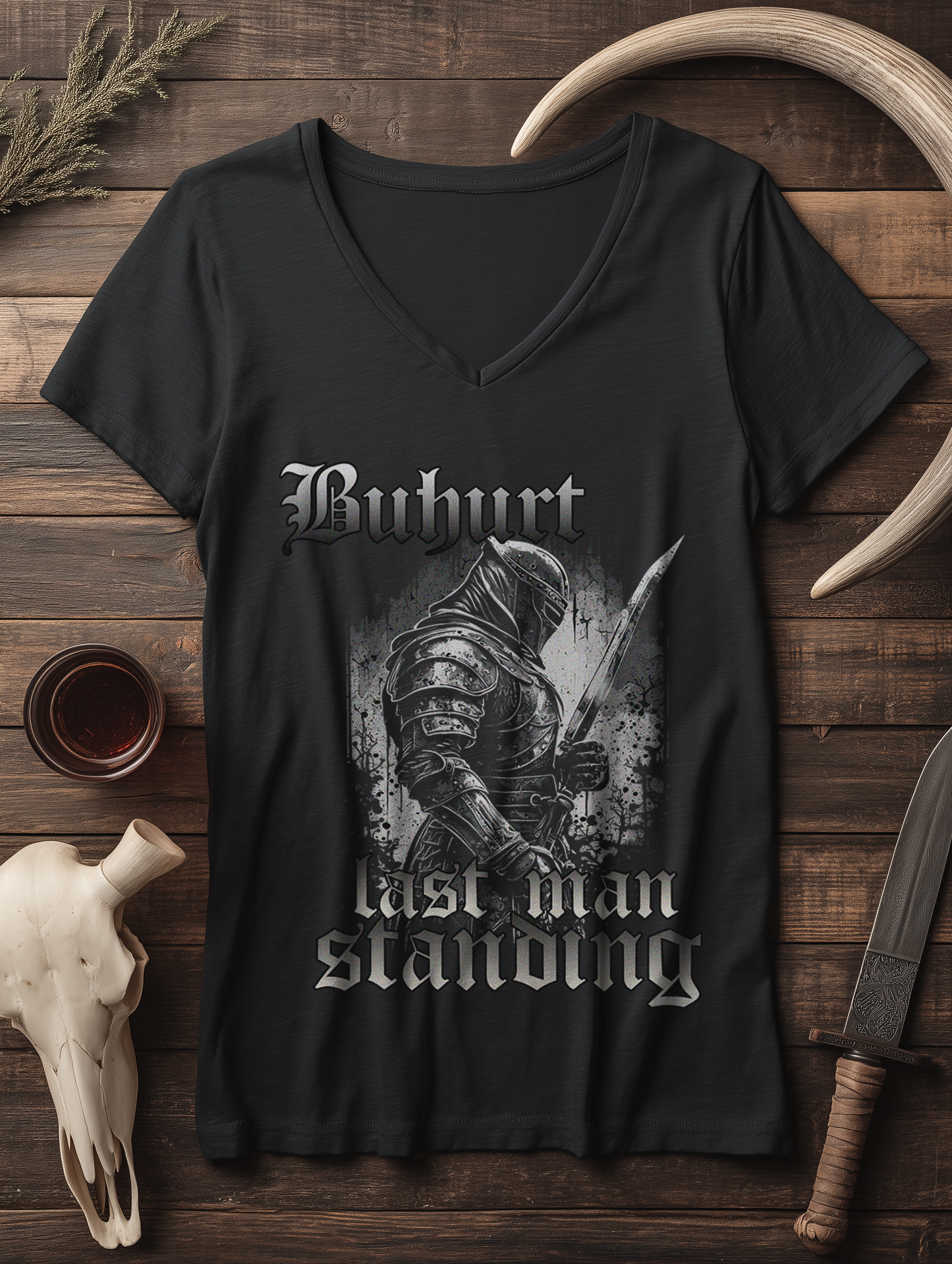 Buhurt – Last Man Standing – Dark Armor Edition | Damen Bio V-Neck T-Shirt